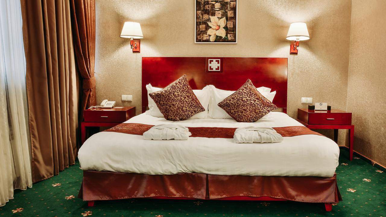Goldman Empire Hotel Asztana Kültér fotó